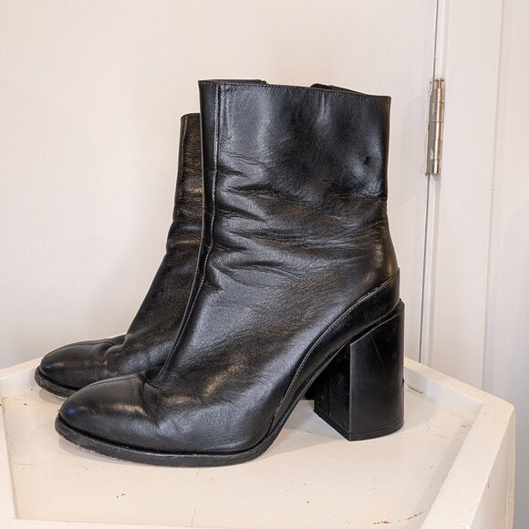 Dear Frances (Made in Italy) Black Leather Ankle Boots - Women's sz 7 - Picture 1 of 8